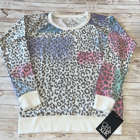 CHASER Super Soft Leopard Sweater Sweatshirt Ribbed Collar Cuffs Hem Size S NWT - Picture 2 of 9